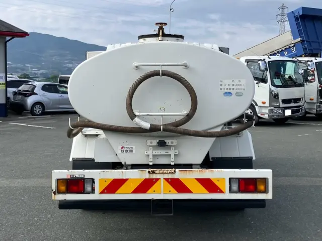 いすゞ エルフ TPG-NPR85N(2WD)の写真9
