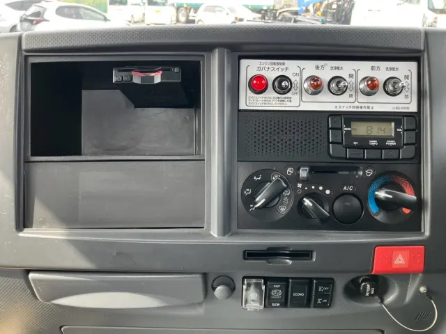 いすゞ エルフ TPG-NPR85N(2WD)の写真35