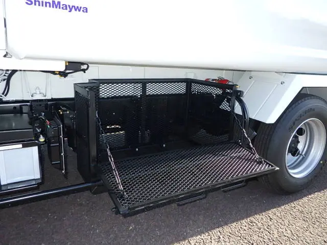 三菱 キャンター 2PG-FEB90(2WD)の写真16