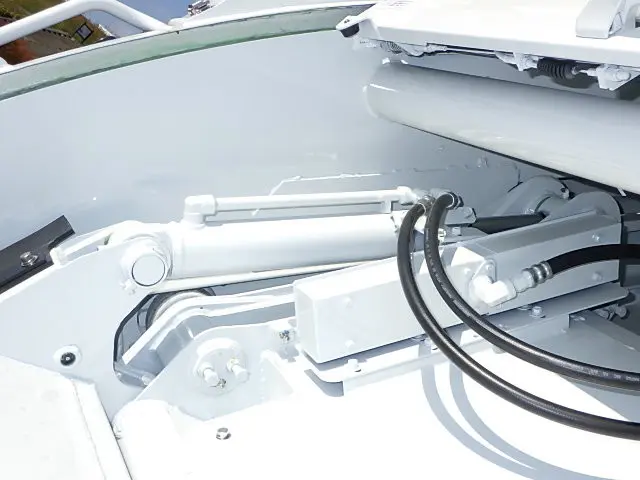 三菱 キャンター 2PG-FEB90(2WD)の写真8