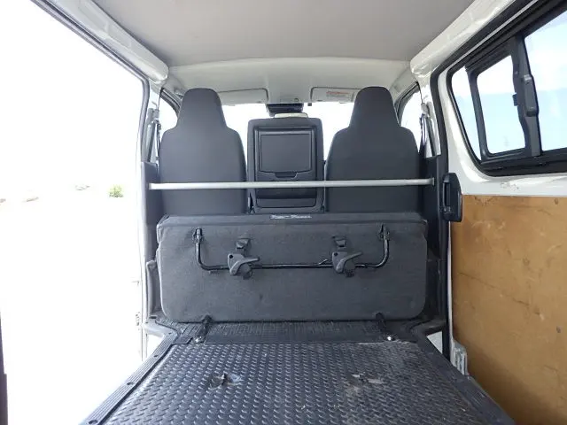 トヨタ レジアスエース QDP-GDH201V(2WD)の写真12