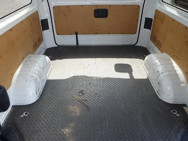 トヨタ レジアスエース QDP-GDH201V(2WD)の写真14