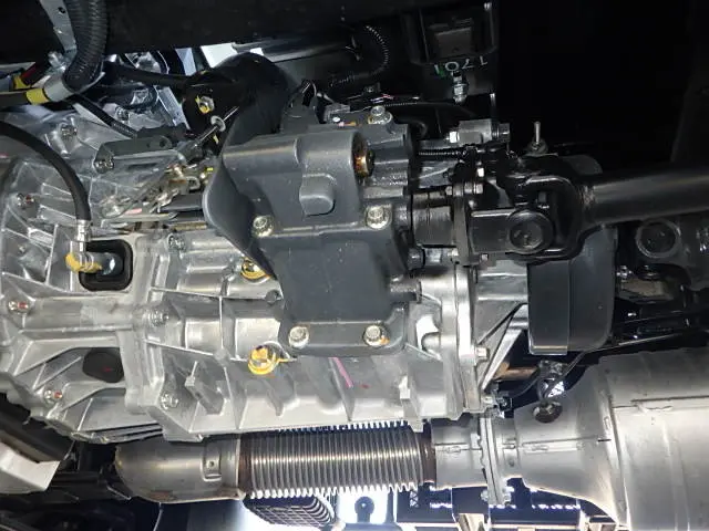 三菱 キャンター 2PG-FEB90(2WD)の写真19