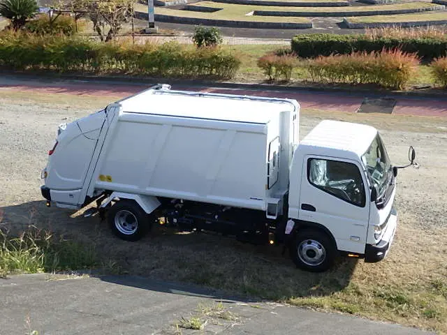 三菱 キャンター 2PG-FEB90(2WD)の写真22