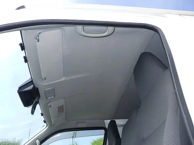 トヨタ レジアスエース QDP-GDH201V(2WD)の写真22