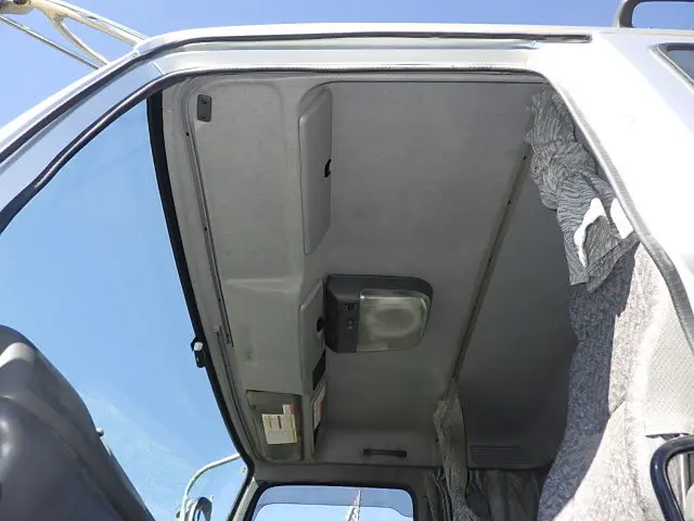 いすゞ ギガ QKG-CXZ77AT(2WD)の写真24