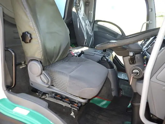 いすゞ フォワード LPG-FTR90S2(未入力/関係無)の写真26