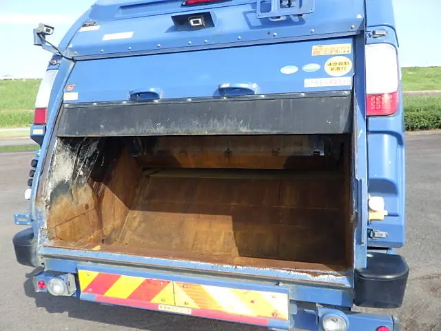 日野 レンジャー QKG-FJ7JGAAの写真5