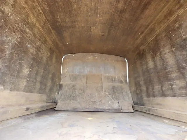 いすゞ ギガ KL-CYM73Q3(6x2)の写真10