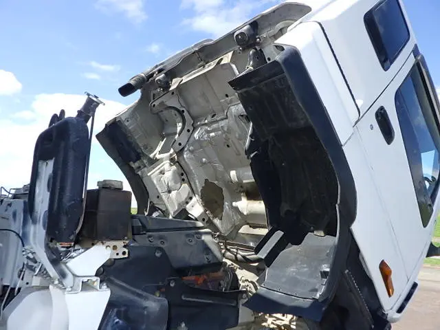 いすゞ ギガ KL-CYM73Q3(6x2)の写真31