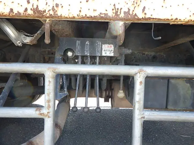 三菱 ファイター KC-FK629GZ(2WD)の写真15