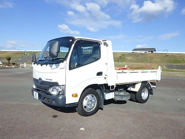 日野 デュトロ TPG-XZU620T(未入力/関係無)の写真1