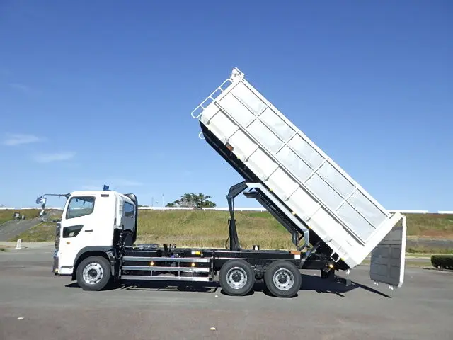 日野 プロフィア 2DG-FS1AJE(6x4)の写真7