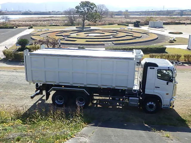 日野 プロフィア 2DG-FS1AJE(6x4)の写真23