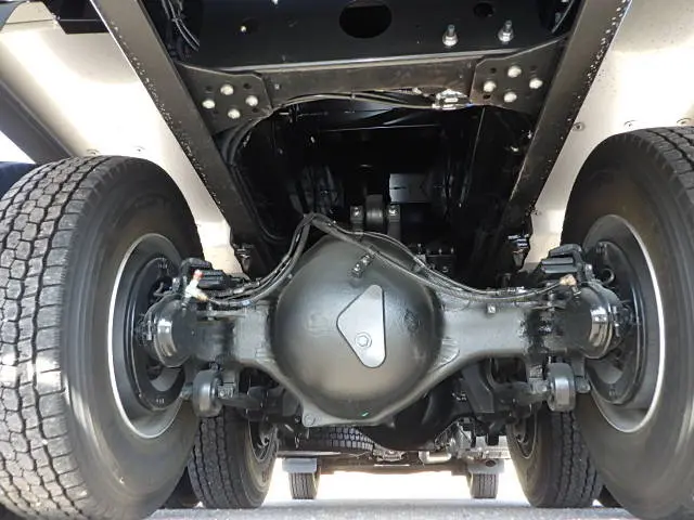 日野 プロフィア 2DG-FS1AJE(6x4)の写真22