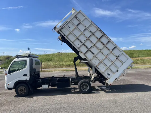 トヨタ ダイナ KK-BU410(2WD)の写真10
