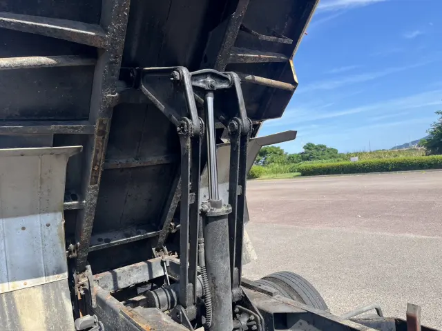 トヨタ ダイナ KK-BU410(2WD)の写真15