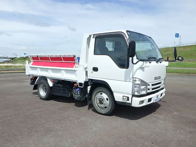 いすゞ エルフ 2PG-NKS88AD(4WD)の写真2