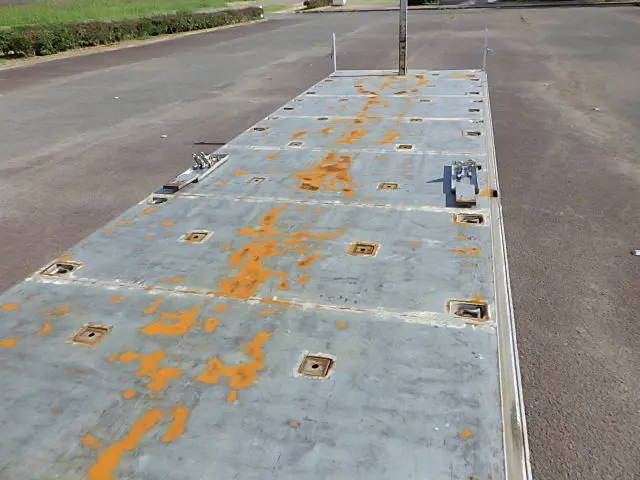 いすゞ ギガ QKG-CYL77A(6x4)の写真10