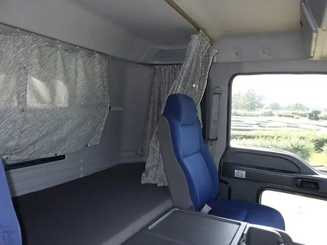 いすゞ ギガ QKG-CYL77A(6x4)の写真24