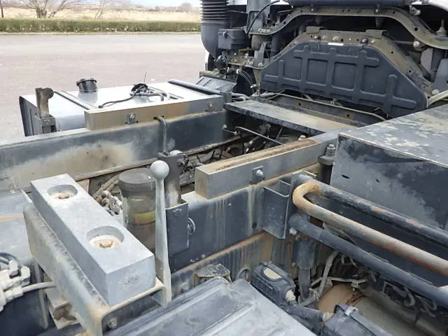 UD クオン QKG-CW5XL(6x4)の写真16