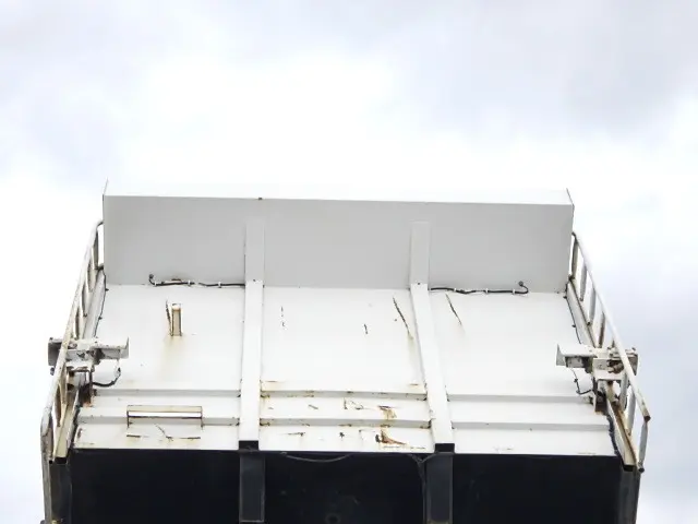 UD クオン QKG-CW5XL(6x4)の写真17