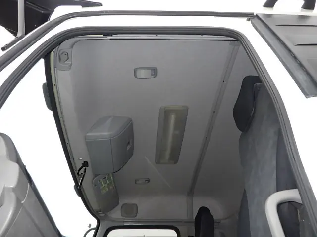 UD クオン QKG-CW5XL(6x4)の写真23