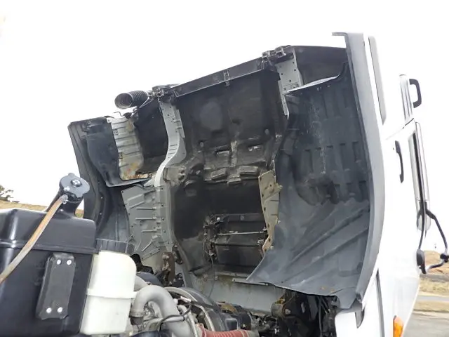 UD クオン QKG-CW5XL(6x4)の写真30