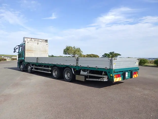 ＵＤ クオン LKG-CG5ZA(8x4)の写真3