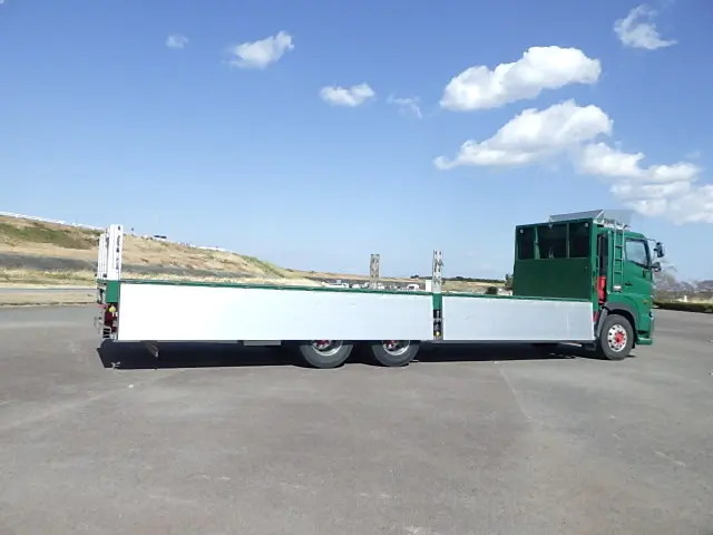 日野 プロフィア 2DG-FR1AHG(6x2)の写真6