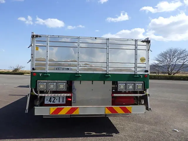 日野 プロフィア 2DG-FR1AHG(6x2)の写真7