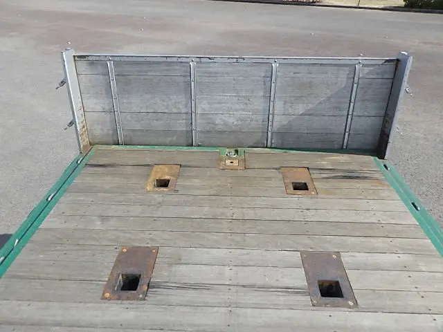 日野 プロフィア 2DG-FR1AHG(6x2)の写真12