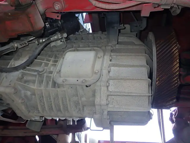 日野 プロフィア 2DG-FR1AHG(6x2)の写真18