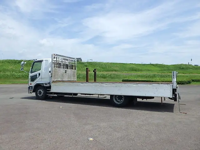 三菱 ファイター QKG-FK62FZ(2WD)の写真5
