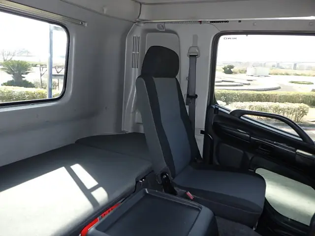 日野 プロフィア QPG-SH1EDDG(未入力/関係無)の写真24