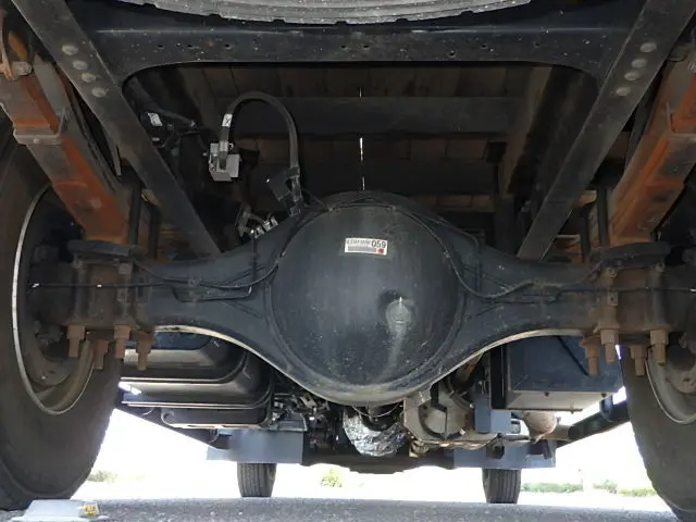 いすゞ フォワード 2RG-FRR90S2(2WD)の写真20