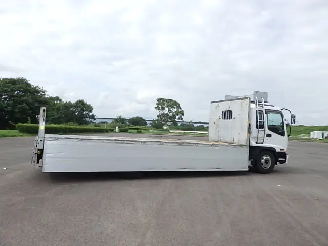 いすゞ フォワード PA-FRR34L4(2WD)の写真6