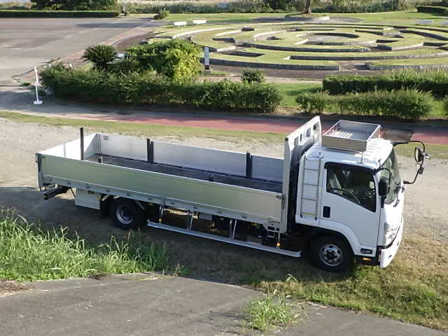 いすゞ フォワード 2RG-FRR90T2(2WD)の写真23