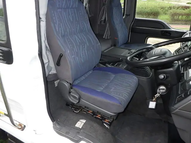 いすゞ フォワード PA-FRR34L4(2WD)の写真24