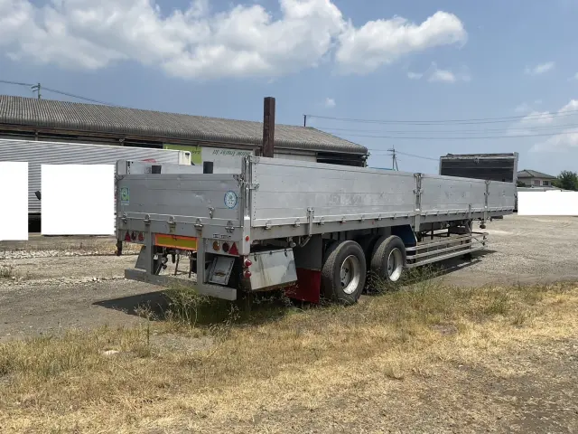フルハーフ セミトレーラ FPR241Aの写真4