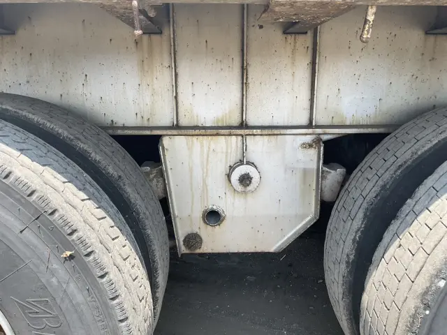 フルハーフ セミトレーラ FPR241Aの写真17