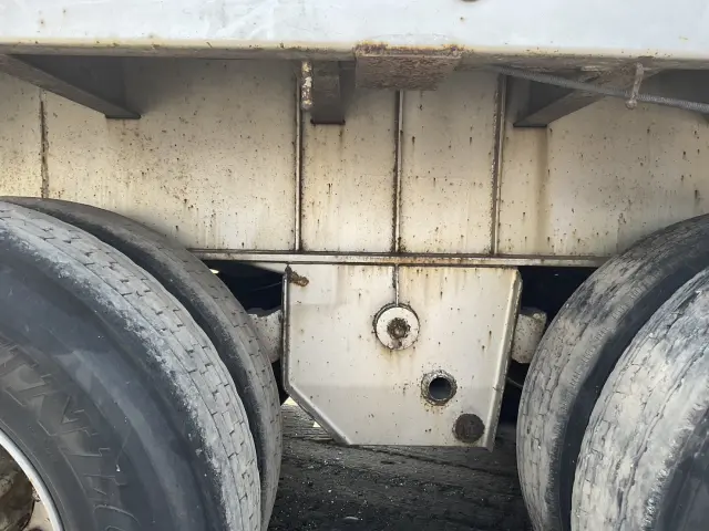 フルハーフ セミトレーラ FPR241Aの写真21