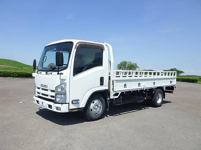 いすゞ エルフ TKG-NMR85N(2WD)の写真1