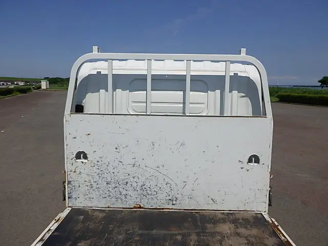 いすゞ エルフ TKG-NMR85N(2WD)の写真8