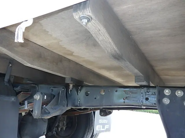 いすゞ エルフ TKG-NMR85N(2WD)の写真14