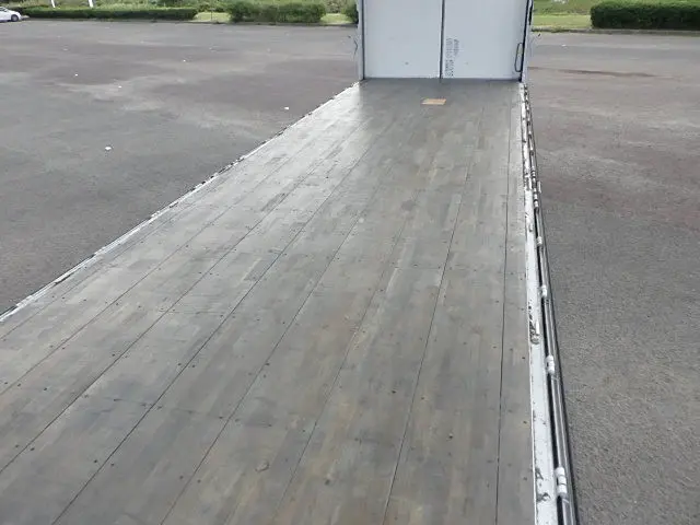 日野 プロフィア 2DG-FW1AHG(8x4)の写真8