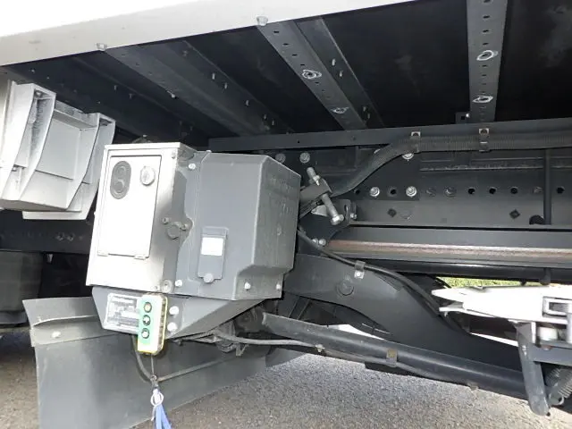 日野 プロフィア 2DG-FW1AHG(8x4)の写真16