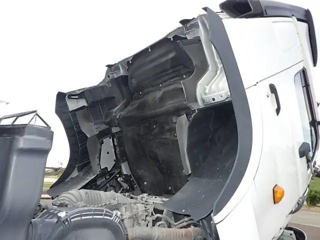 日野 プロフィア 2DG-FW1AHG(8x4)の写真31