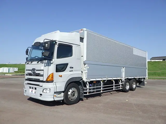 日野 プロフィア QPG-FR1EXEG(6x2)の写真1