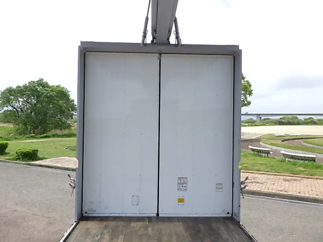 ＵＤ クオン 2PG-CG5CA(8x4)の写真12